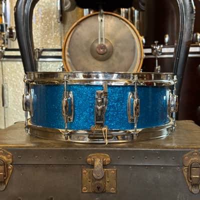 VINTAGE 1970's Ludwig 5x14 Standard Snare Drum in Blue Sparkle image 3
