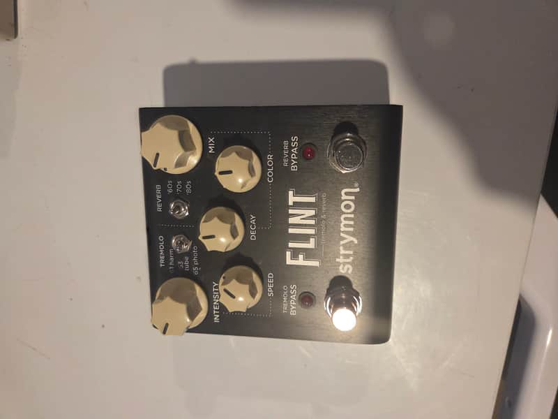 Strymon Flint Reverb and Tremolo V1 2012 - 2022 - Black with White Knobs image 1