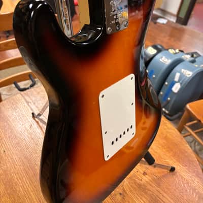 1994 Fender 40th Anniversary American Standard Stratocaster with Maple Fretboard Brown Sunburst image 16