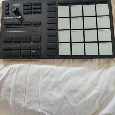 Native Instruments Maschine Mikro MKIII 2017 - Black image 4