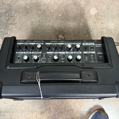 Boss Cube Street II 2-Channel 10-Watt 2x6.5" Battery-Powered Guitar Combo 2021 - Present - Black image 2