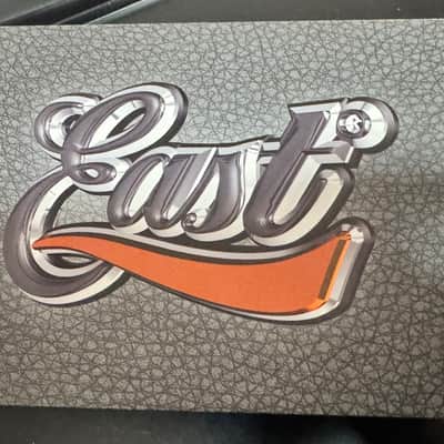 John East J-Retro Deluxe Bass Preamp | Jazz Bass Deluxe - Chrome image 5