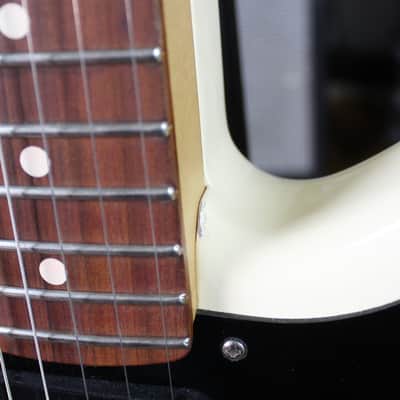 Preowned 2020 Fender Player Lead III Electric Guitar - Olympic White w/ HSC image 14
