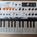 Arturia MicroFreak Vocoder Edition 25-Key Algorithmic Synthesizer 2021 - Present - White