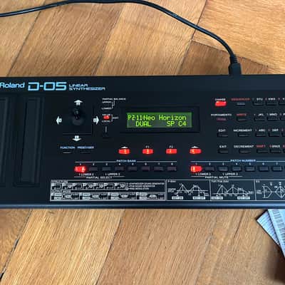 Roland D-05 Boutique Series Linear Synthesizer - complete set image 5