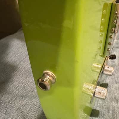 Fender Player Telecaster with Maple Fretboard 2019 - Electron Green image 10