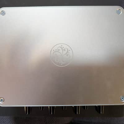Darkglass Electronics Exponent 500 500-Watt Bass Amp Head 2022 - Present - Silver image 2