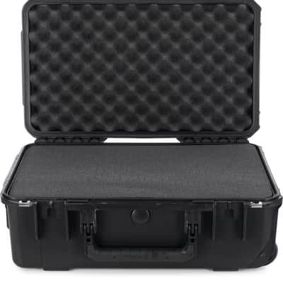 SKB 3i-2011-7B-C iSeries 2011-7 Rolling Waterproof Case with Cubed Foam image 1