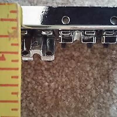 chrome 4-string high mass bass bridge with quick release design Bild 6