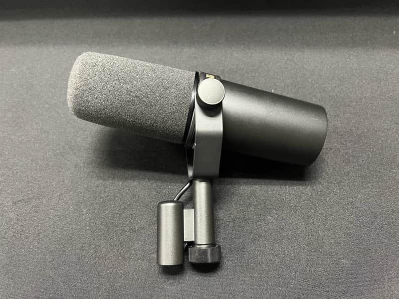 Shure SM7B Cardioid Dynamic Microphone image 1