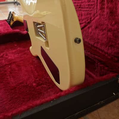 Kramer Baretta 1985 White image 13