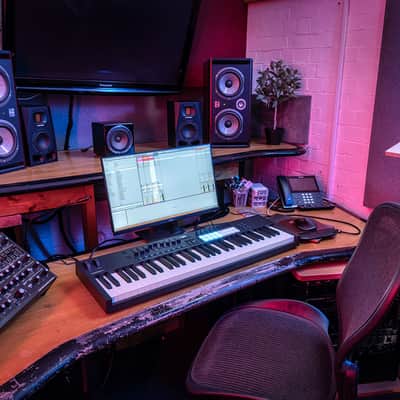 Novation LAUNCHKEY 61 MK4 61-Key USB MIDI Ableton Live Keyboard Controller image 10