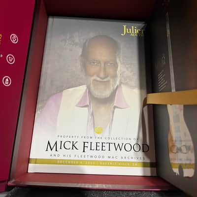 Julien’s Auctions Fleetwood Mac Catalog image 4