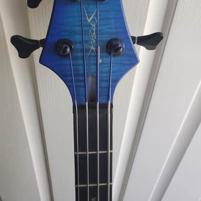 Spear Left Handed 4 string neck thru active Bass image 5