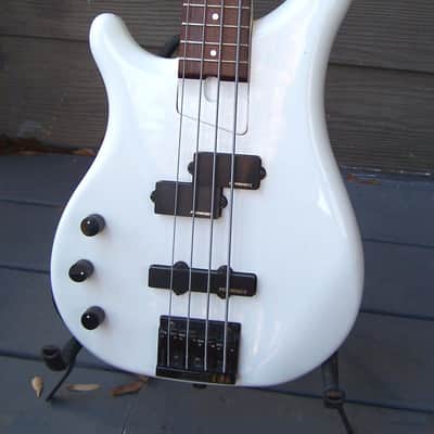 Fernandes Revolver Lefty MIJ 6 lbs. 1996 White image 6