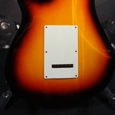 Peavey Raptor EXP Sunburst HSS 3-Color Sunburst Electric Guitar w/ Tremolo image 14