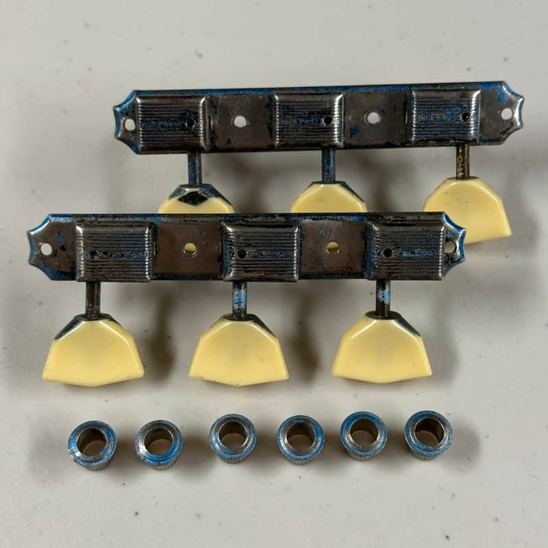 Supro Tuners with Bushings 1960's (T-431) image 1