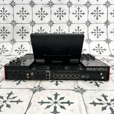 Akai MPC X Standalone Sampler / Sequencer image 3
