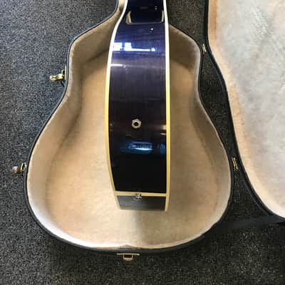 Alvarez artist 5081N acoustic electric guitar hand made in Korea 2001 in excellent condition with original alvarez branded hard case Included image 11