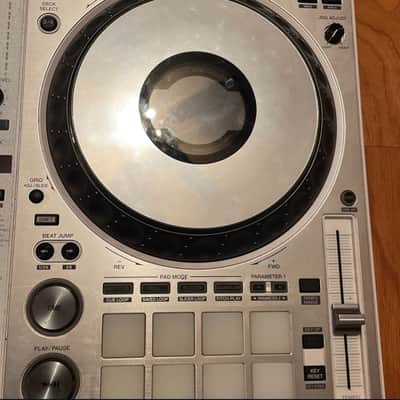 Pioneer DDJ-1000SRT White image 4