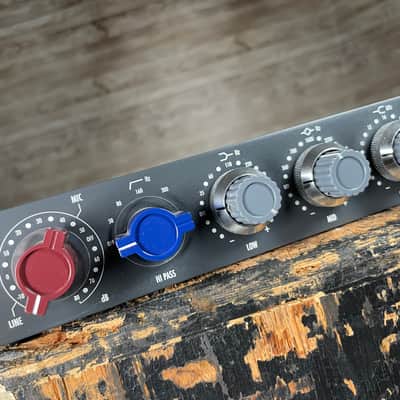 Warm Audio WA73-EQ 1-Channel British Microphone Preamp / EQ image 4
