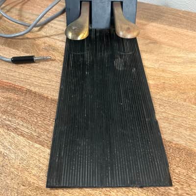 Rhodes Chroma Dual Foot Pedal image 3