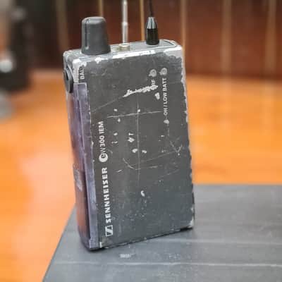 Sennheiser Stereo Transmitter SR 300+Sennheiser EK 300 Receiver in Ear monitoring image 4