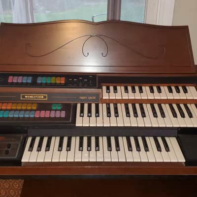 Wurlitzer 375 Funmaker Super Sprite w/ Orbit Synthesizer - Wood