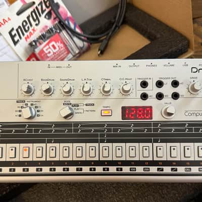 Roland TR-06 Boutique Mint Complete Boxed w/ All Paperwork, USB Cable & Batteries