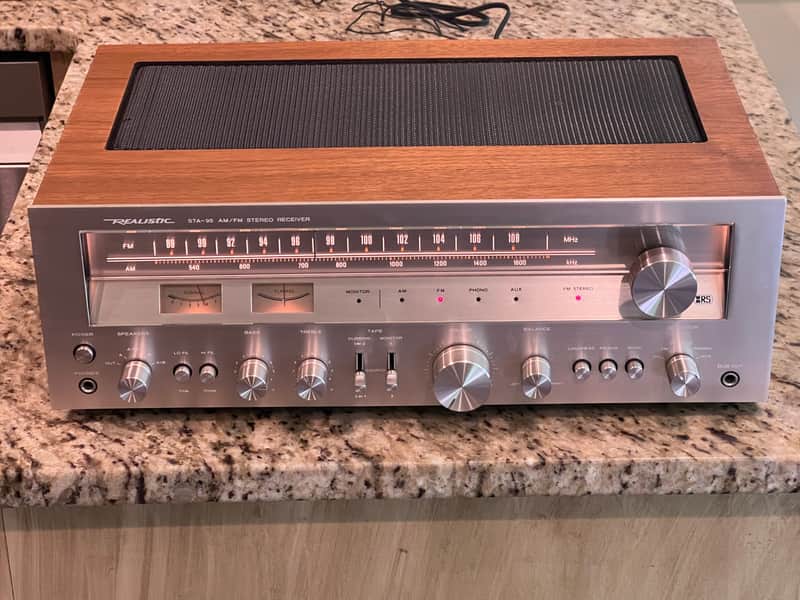 Vintage Realistic STA-95 Stereo Receiver - Cleaned-Tested-New lighting-Nice image 1