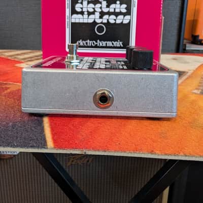 Electro-Harmonix Stereo Electric Mistress image 5
