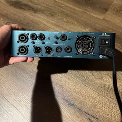 Darkglass Electronics Alpha Omega 900 900-Watt Bass Amp Head - Blue image 3