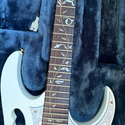 2007 Team J. Craft Ibanez JEM7V-WH Steve Vai Signature with Rosewood Fretboard 2004 - 2019 - White image 4