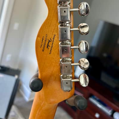 Squier Classic Vibe '60s Telecaster Custom SH Bigsby - Lake Placid Blue image 8