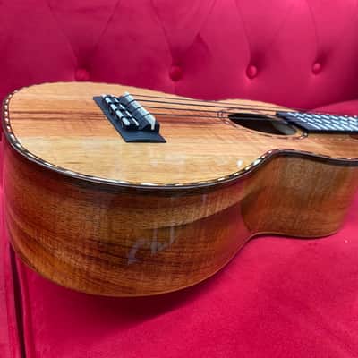Kamaka HF-2D Deluxe Koa Concert Ukulele with Case image 12