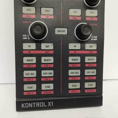 Native Instruments Traktor Kontrol X1 MK1 2010s - Black image 2