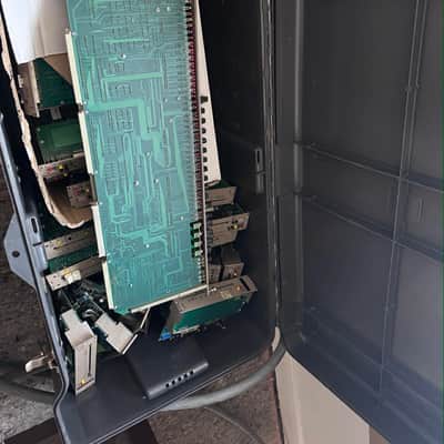 Cadac J type 50 slot automated with power supply and cables , stand and spares image 8