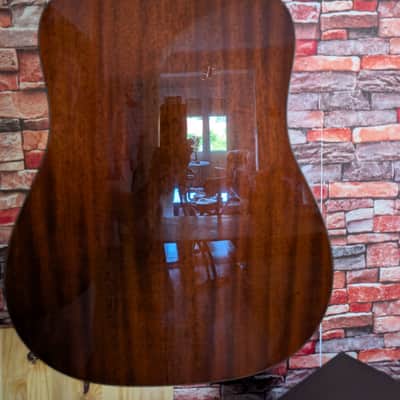 Taylor 510e with ES2 Electronics image 2