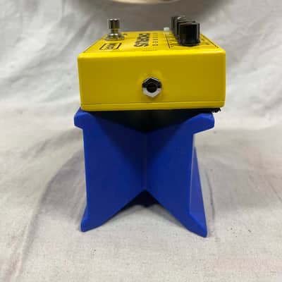 MXR M134 Stereo Chorus Pedal - missing battery covers image 4