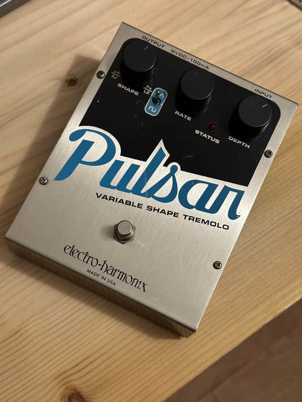 Electro-Harmonix Pulsar