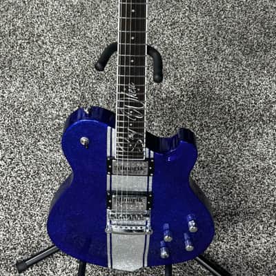 Minarik Drifter “Say When” – Bonfire Blue Metallic | Cool Precision, Hot Tone, Boutique Brilliance | Sixx Gun Music Exclusive image 3