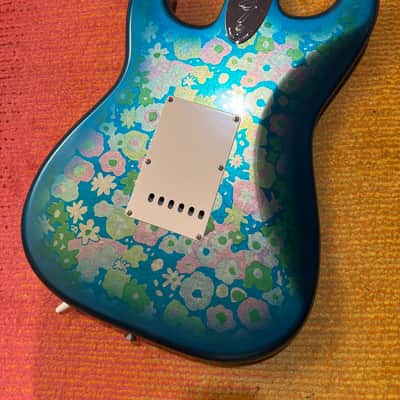 Fender ST-72 Stratocaster MIJ - Blue Flower image 5