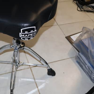 Mapex T875 Saddle Top Double Braced Drum Throne with Backrest 2020s - Black / Chrome image 6