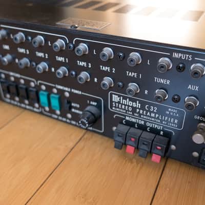 Immagine McIntosh C32 HiFi Preamp - 5