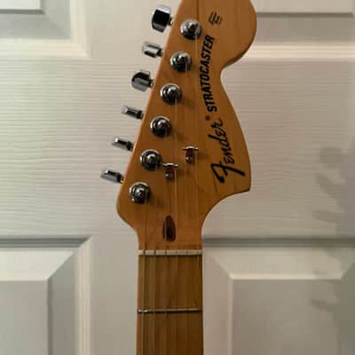 Fender Stratocaster Special HSS 2015 - Black/Maple Neck image 7