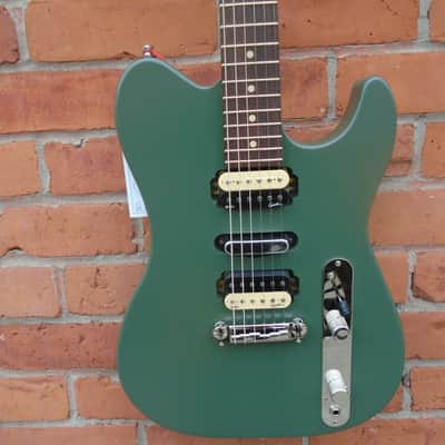 Godin  Radium Matte Green w/bag , sf image 2