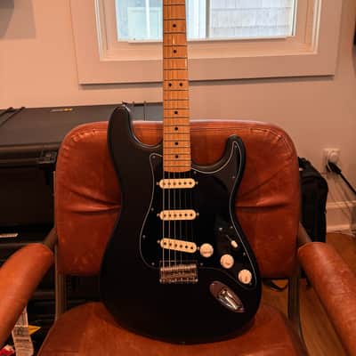 Fender Baritone Parts Guitar, Fender Baritone Neck, Warmoth body, Fralin Pickups with Reunion Blues case Parts Guitar - Black image 1
