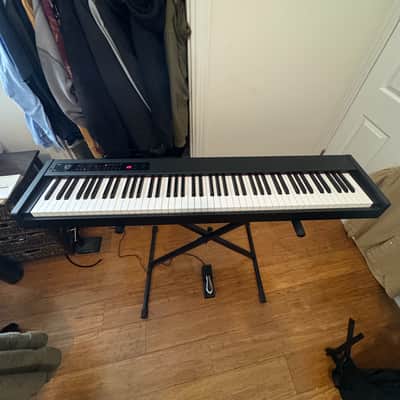 Korg D1 88-Key Digital Stage Piano