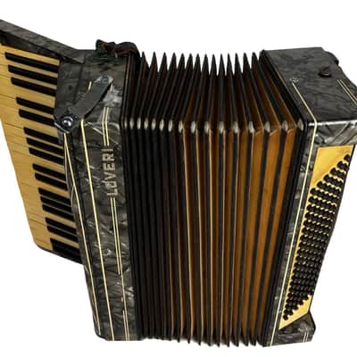 Vintage Loveri Piano Accordion with Hard Shell Carrying Case - In Good Condition image 7