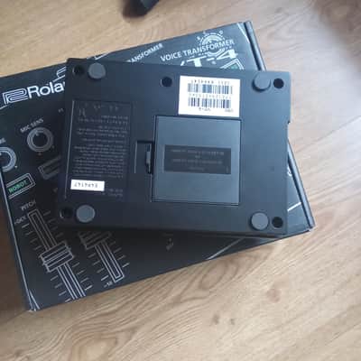 Roland VT-4 Voice Transformer with Midi image 2